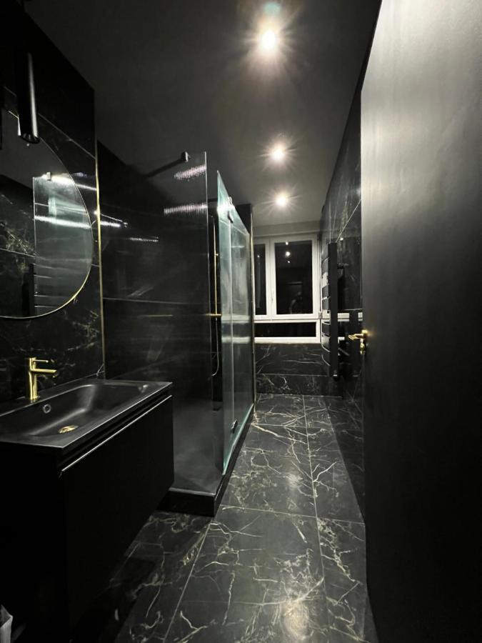 Appartement Moderne Full Black Dunkerque Centre Dunkirk Exterior foto